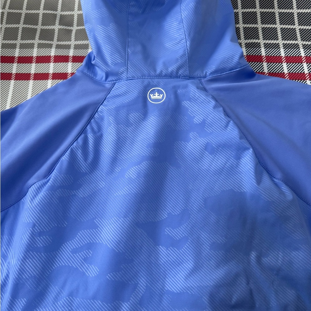 Peter Millar Men’s Pullover.